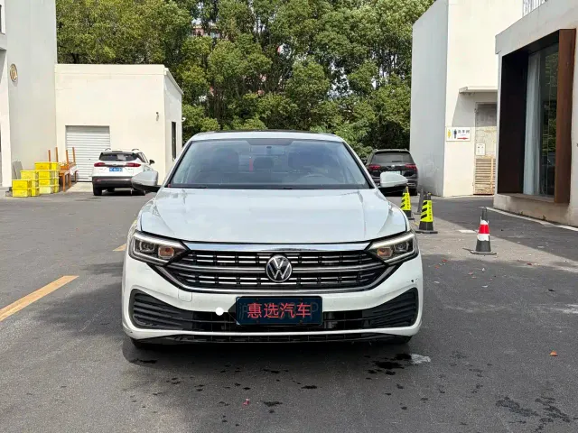 Volkswagen Sagitar — Фото автомобиля 2