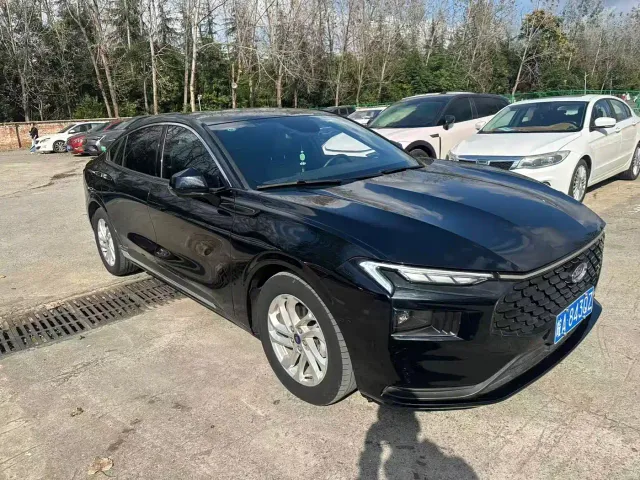 Ford Mondeo — Фото автомобиля 2
