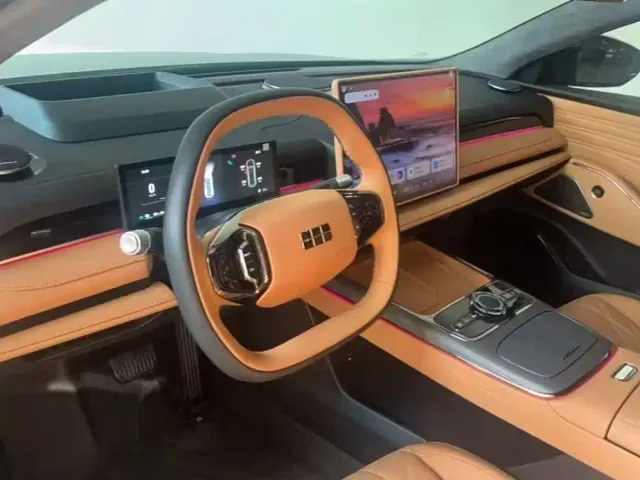 Geely Galaxy Xingyao 8 — Фото автомобиля 6