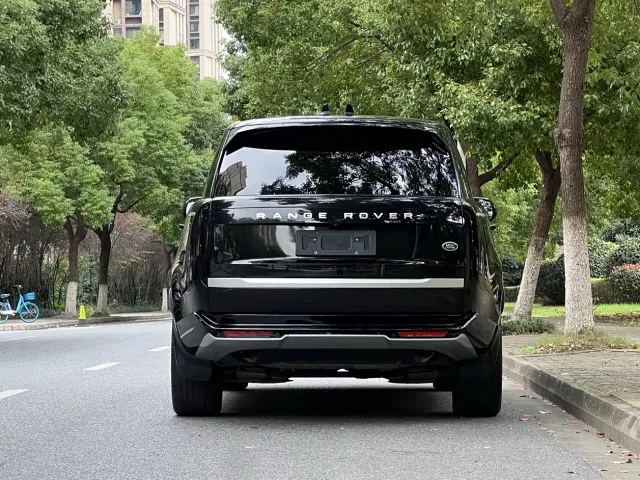 Land Rover Range Rover — Фото автомобиля 4