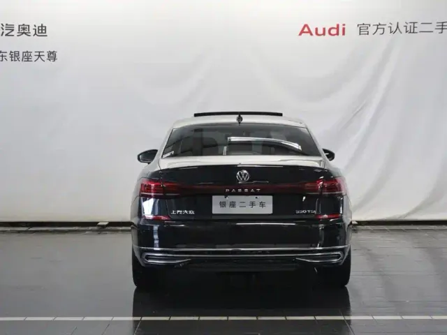 Volkswagen Passat — Фото автомобиля 6