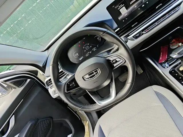 Geely Emgrand — Фото автомобиля 2