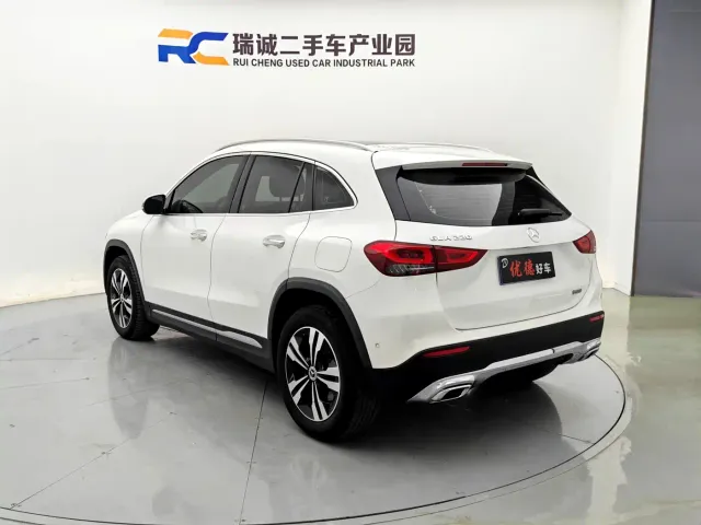 Mercedes-Benz GLA-Class — Фото автомобиля 18