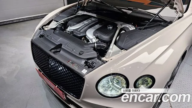 Bentley Continental — Фото автомобиля 6