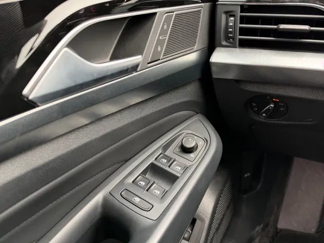 Volkswagen Passat — Фото автомобиля 13