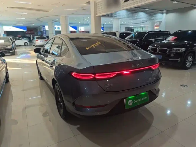 BYD Qin PLUS — Фото автомобиля 4
