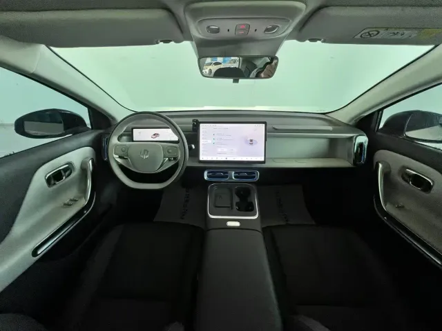 Leapmotor B01 — Фото автомобиля 18