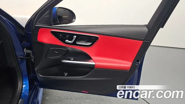 Mercedes-Benz C-Class — Фото автомобиля 24
