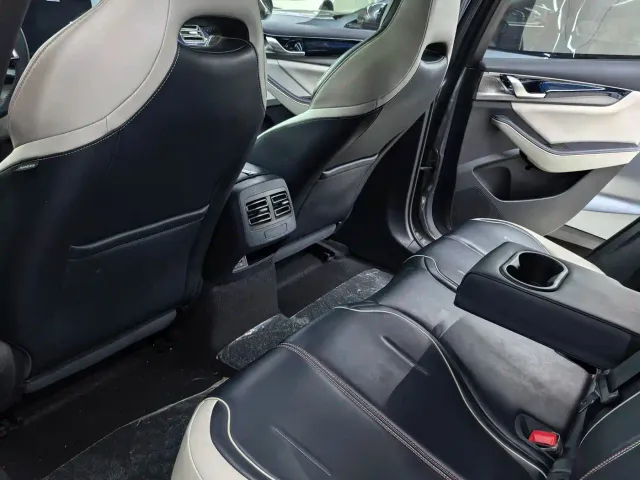 BYD Qin PLUS — Фото автомобиля 9