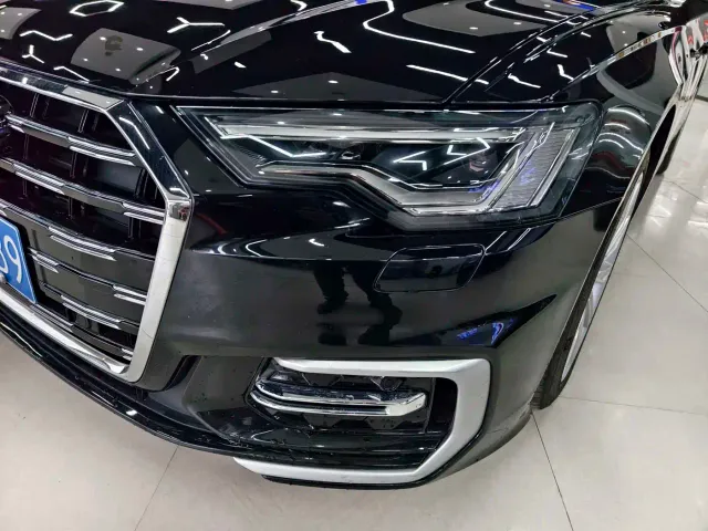 Audi A6L — Фото автомобиля 12