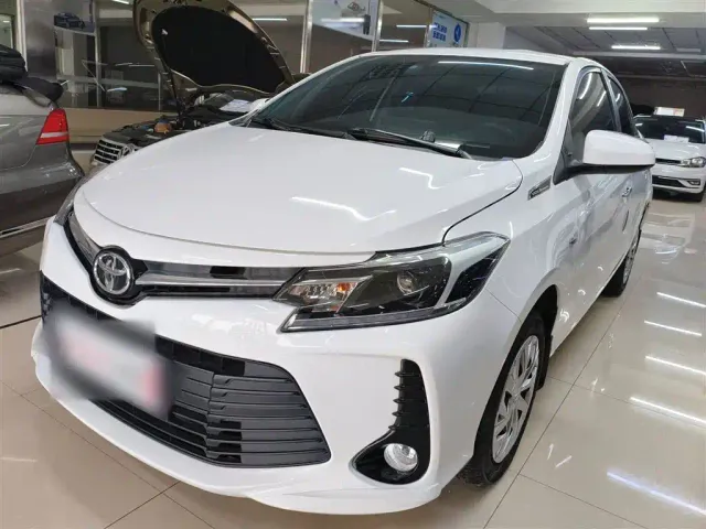 Фотография автомобиля — Toyota Vios