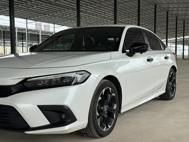Honda Civic — Фото автомобиля 10