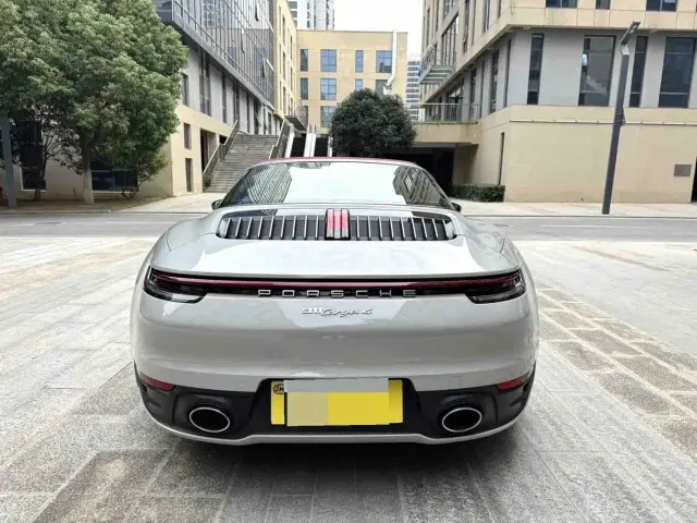 Porsche 911 — Фото автомобиля 7