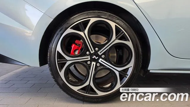 Hyundai Avante CN7 — Фото автомобиля 5