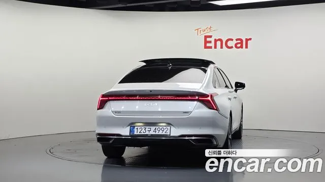 Kia K8 Hybrid — Фото автомобиля 4