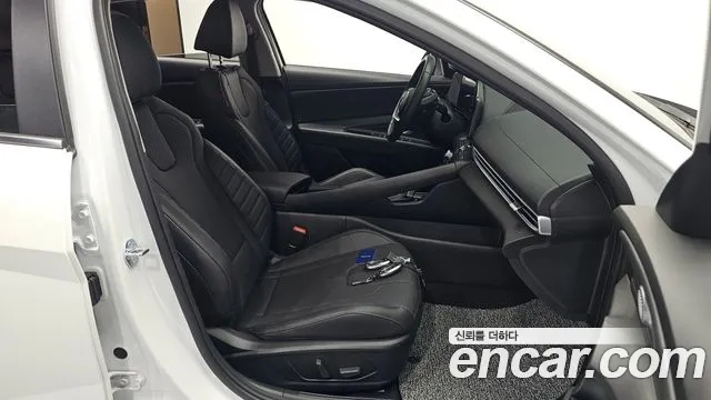 Hyundai Avante — Фото автомобиля 16