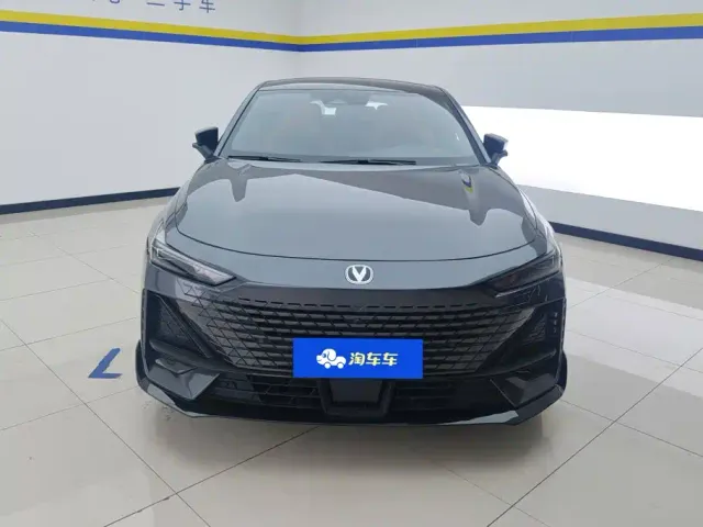 Changan UNI-V — Фото автомобиля 2