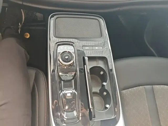 GAC Aion S — Фото автомобиля 13