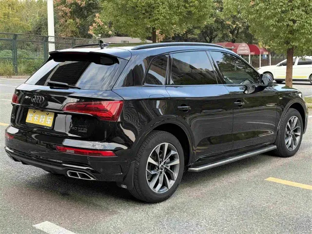 Audi Q5L — Фото автомобиля 5
