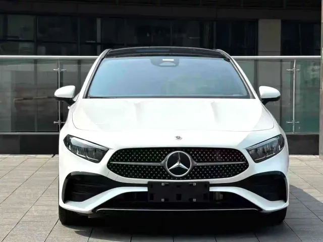 Mercedes-Benz A-Class — Фото автомобиля 2
