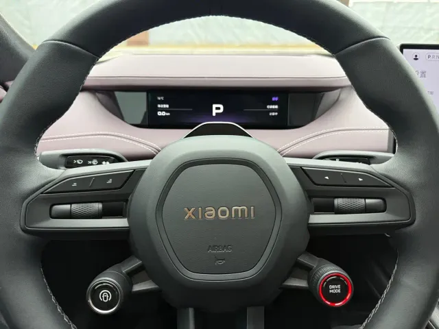 Xiaomi SU7 — Фото автомобиля 12