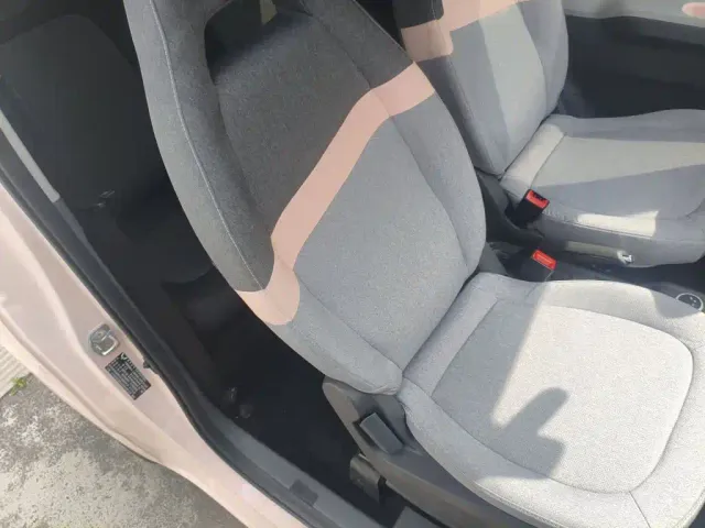 Wuling Hongguang Mini EV — Фото автомобиля 24