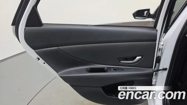 Hyundai AVANTE Avante (CN7) — Фото автомобиля 6