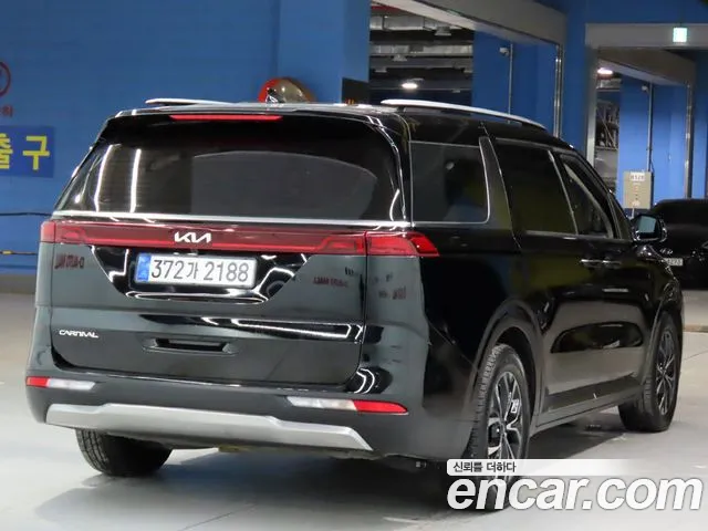 Kia Carnival 4th Gen — Фото автомобиля 4