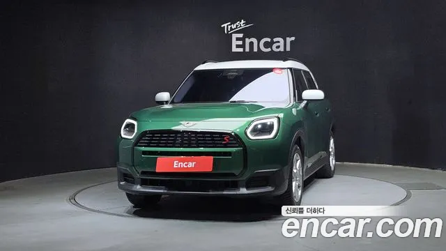 MINI Countryman 3rd Gen — Фото автомобиля 3