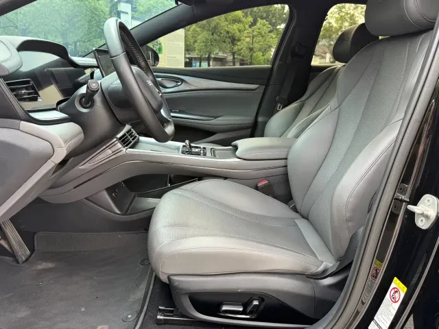 BYD Seal — Фото автомобиля 8