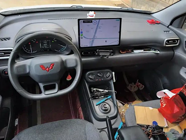 Wuling Hongguang — Фото автомобиля 12