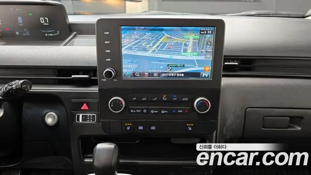 Hyundai Staria Staria 4WD Tourer 9 мест — Фото автомобиля 19