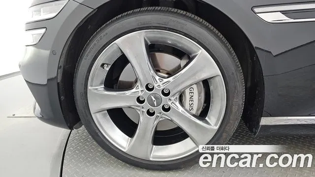 Genesis G80 Бензин 2.5 турбо AWD — Фото автомобиля 5