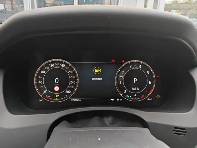 Jaguar XEL — Фото автомобиля 14