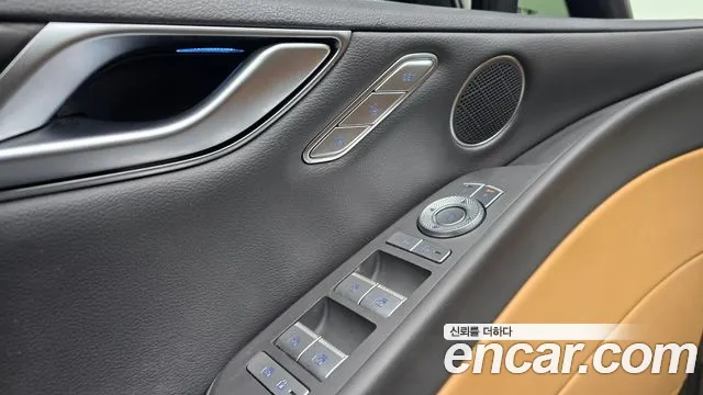 Genesis G80 Бензин 2.5 турбо 2WD — Фото автомобиля 27
