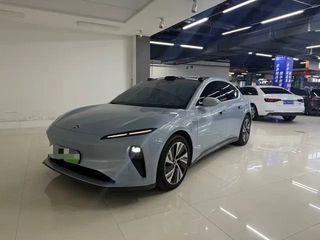 Фотография автомобиля — Nio ET5