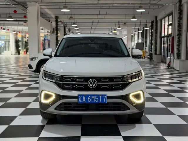 Volkswagen Tayron — Фото автомобиля 2
