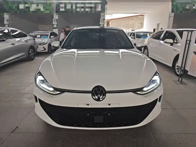 Volkswagen Lamando — Фото автомобиля 2