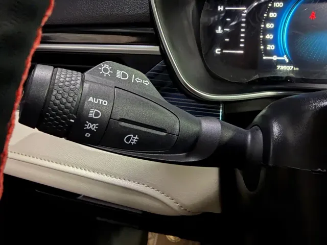 Geely Boyue — Фото автомобиля 24