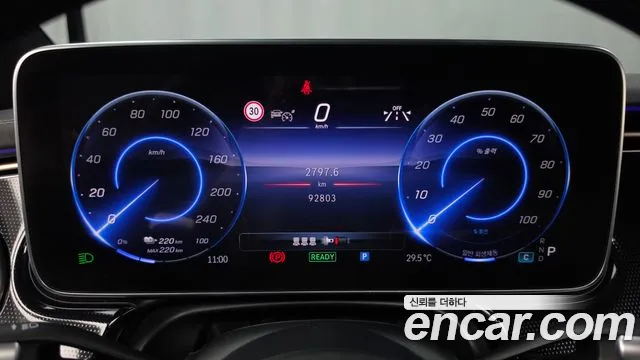 Mercedes-Benz EQS — Фото автомобиля 8