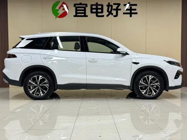 BYD Song Pro — Фото автомобиля 4