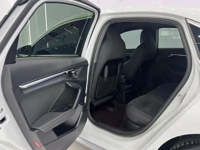 Audi Audi A3 2023 A3L Limousine 35 TFSI Luxury Sport — Фото автомобиля 11