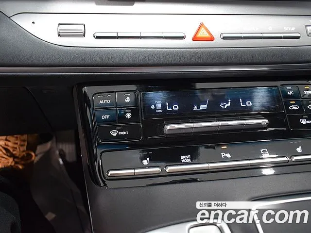 Hyundai Grandeur Grandeur (New) — Фото автомобиля 18