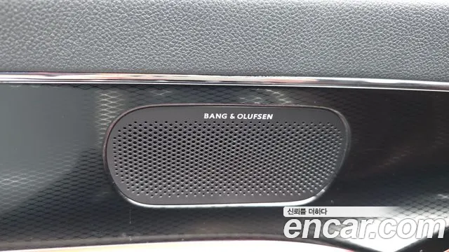 Genesis G90 Бензин 3.5 турбо AWD — Фото автомобиля 8