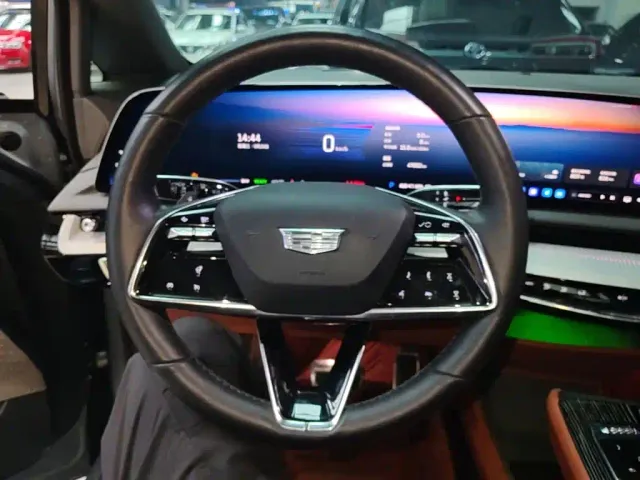 Cadillac Optiq — Фото автомобиля 10