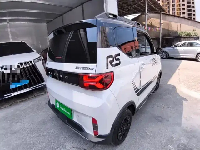 Wuling Hongguang Mini EV — Фото автомобиля 6