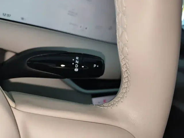 IM Motors LS6 — Фото автомобиля 13