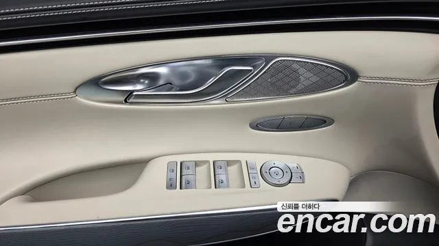 Genesis GV70 — Фото автомобиля 20