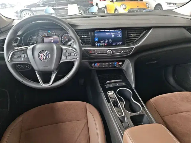 Buick Regal — Фото автомобиля 9