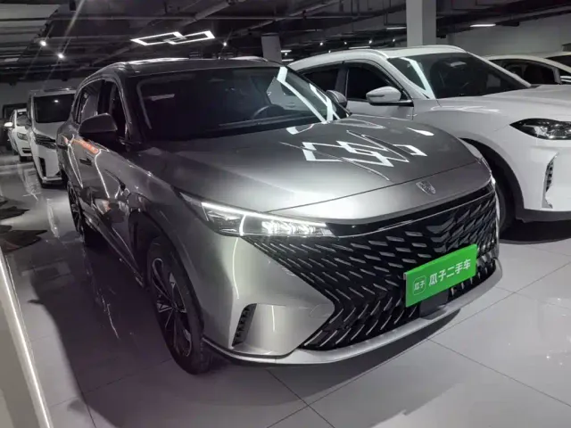Roewe RX5 — Фото автомобиля 3